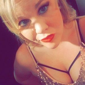 Meet your Posher, Britni